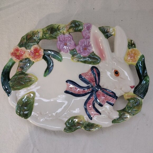 LOT OF 2 – Brown Ceramic Bunny Figurine and Floral Bunny  Serving Plate - Picture 2 of 9